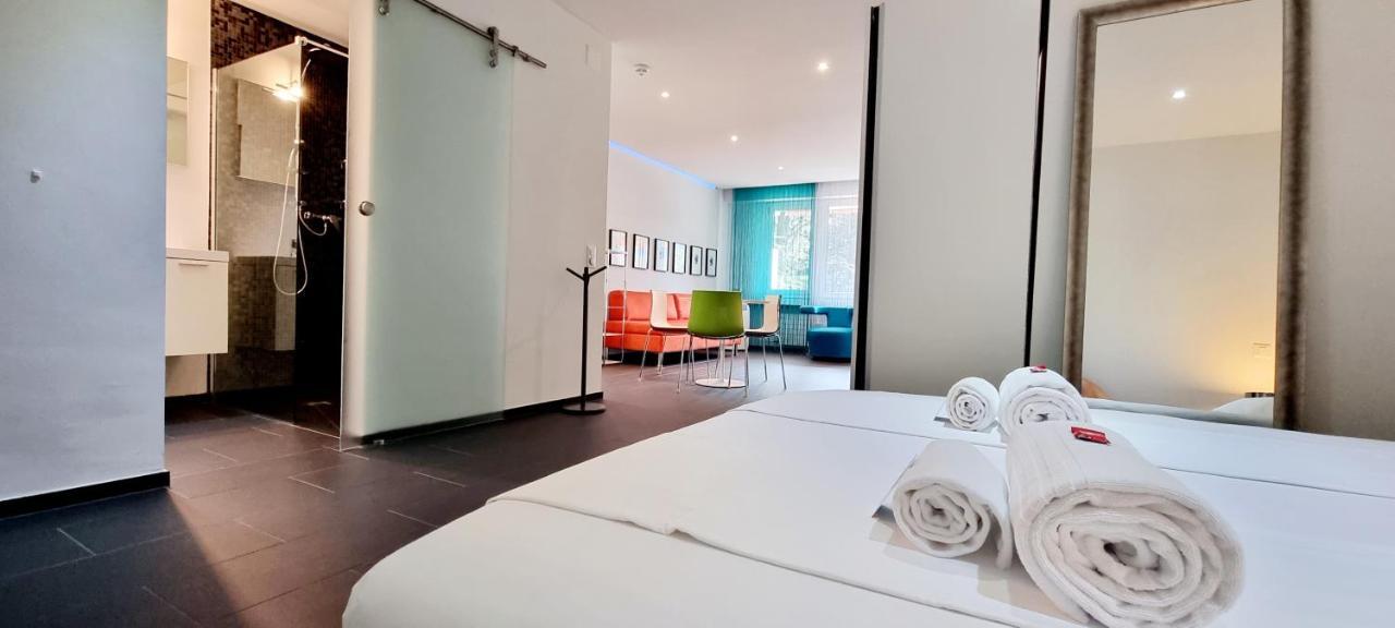 Bissone Apartment Appartamento